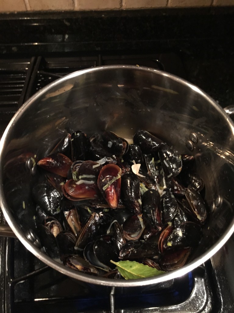 Adding the mussels 