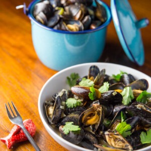 Big Green Egg Thai Green Curry Mussels