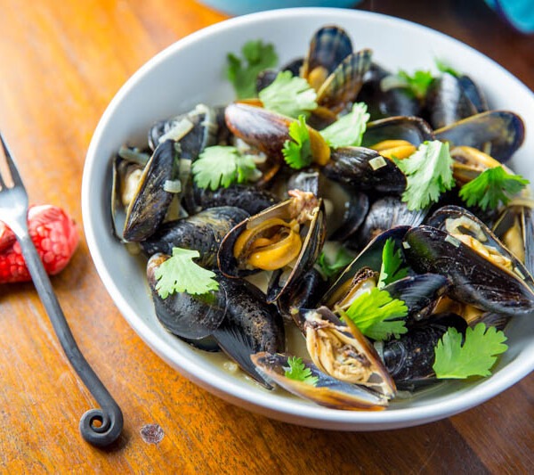 Big Green Egg Thai Green Curry Mussels